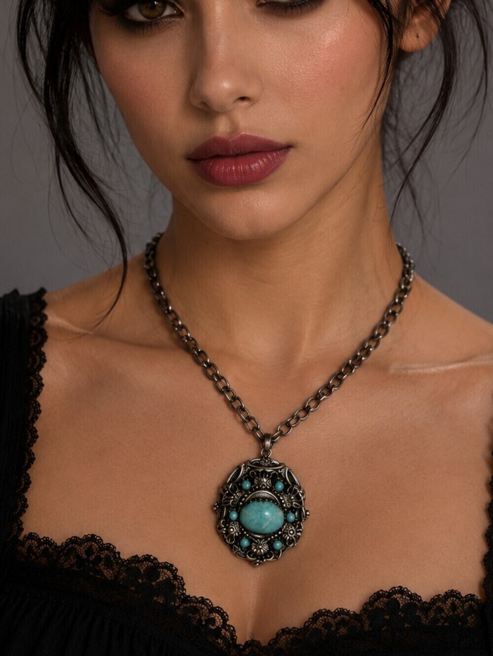 Vtg Art Nouveau Regal Metal Pendant Chain Gothic Castlecore Necklace